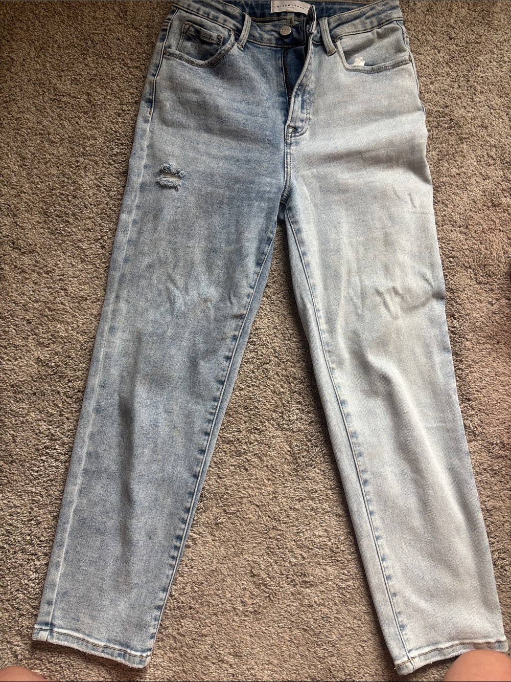 Light Wash High-Rise Cropped Women’s Jeans